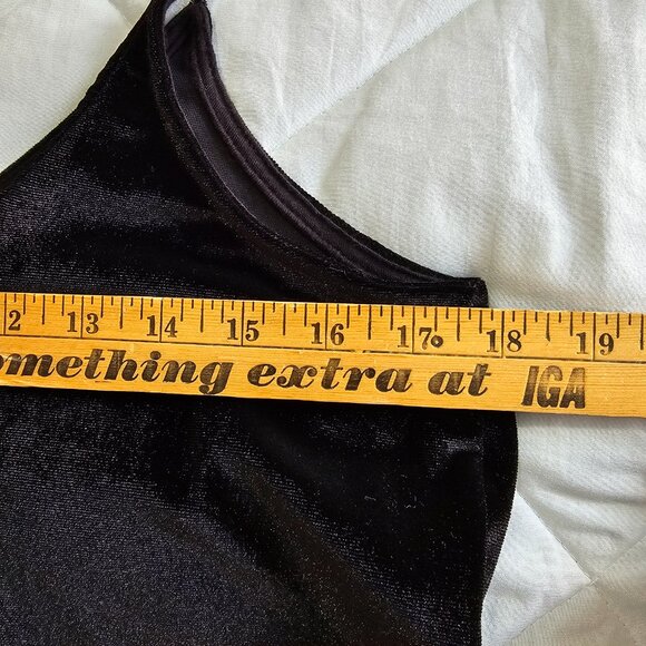 EUC LIKE NEW PROJECT SOCIAL T BLACK DOUBLE V VELVET TANK TOP SIZE M - Picture 10 of 11